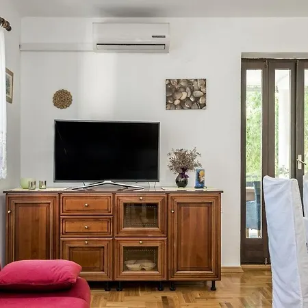 Daja Adriatic Luxury Oklaj